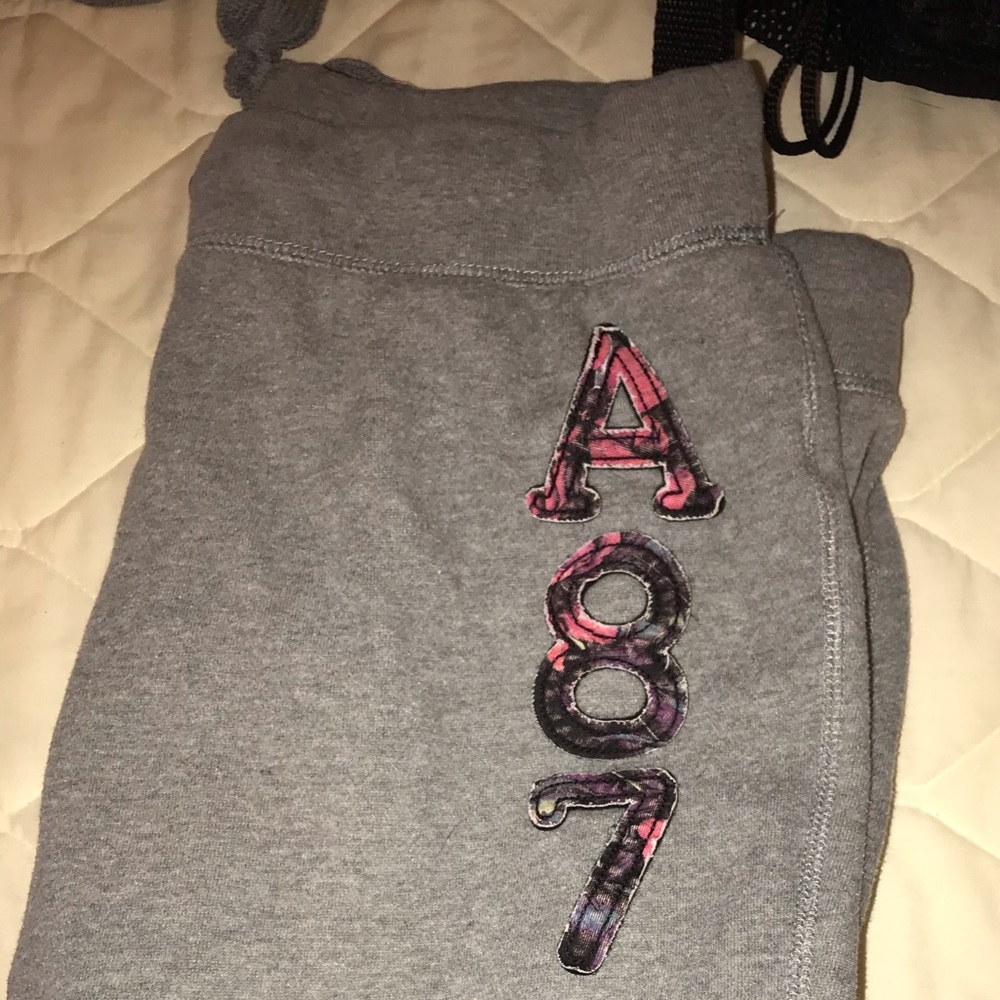 Areopostale Joggers